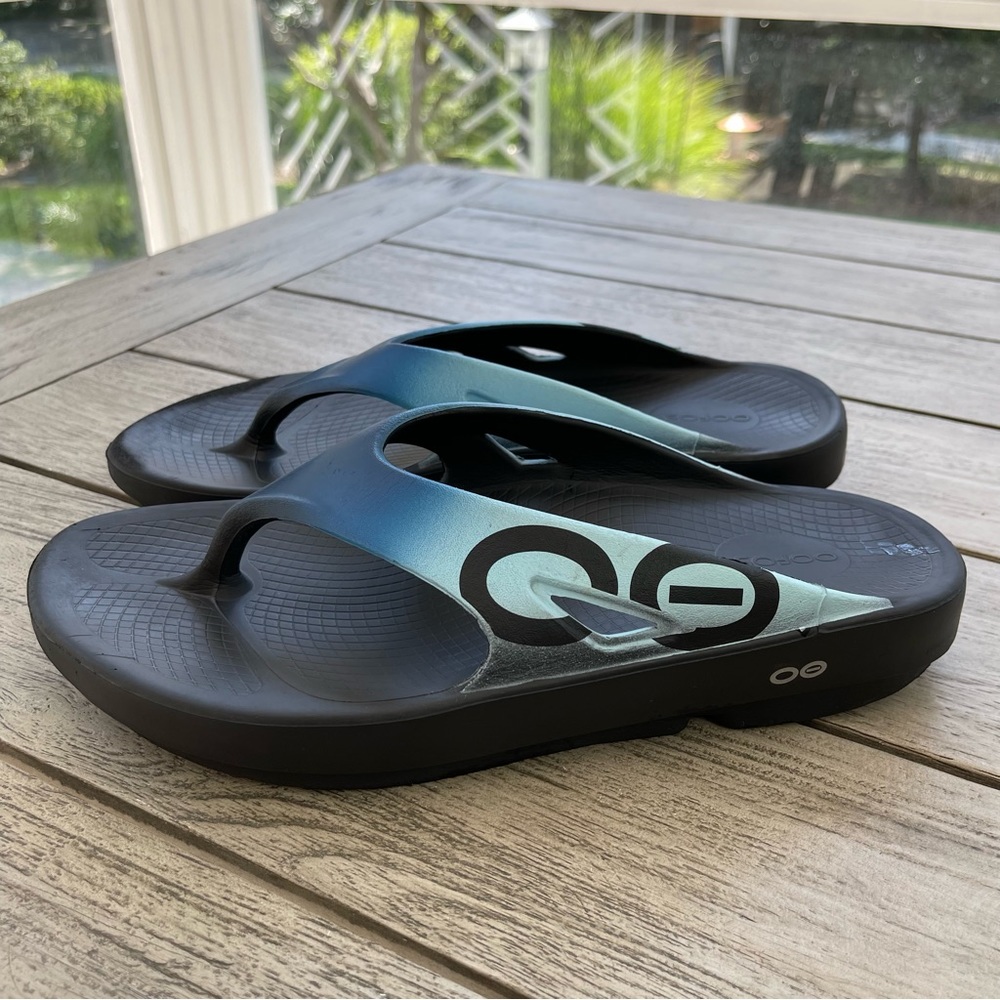 OOFOS Ooriginal Sport Unisex Flip Flops Womens size 13 Mens size 11